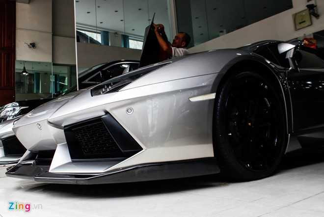 Lamborghini Aventador ban do dau tien ve Viet Nam hinh anh 9