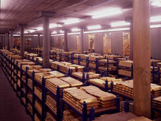 5.000 tan vang ben trong ham chua cua Ngan hang Anh hinh anh 2