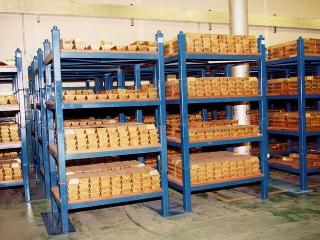 5.000 tan vang ben trong ham chua cua Ngan hang Anh hinh anh 3