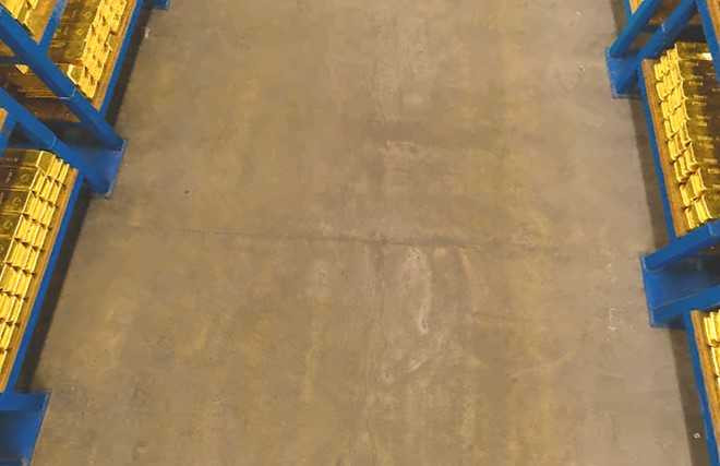 5.000 tan vang ben trong ham chua cua Ngan hang Anh hinh anh 6