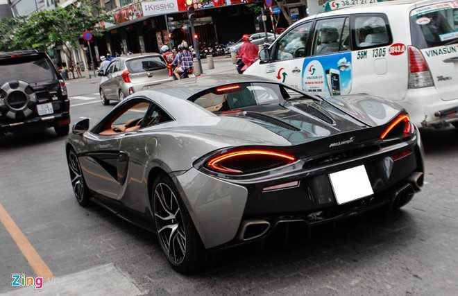 McLaren 570S cua Cuong Do La lan dau dao pho Sai Gon hinh anh 7