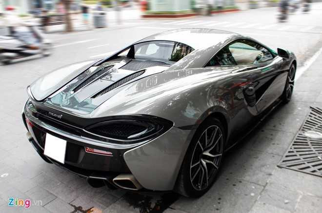 McLaren 570S cua Cuong Do La lan dau dao pho Sai Gon hinh anh 4