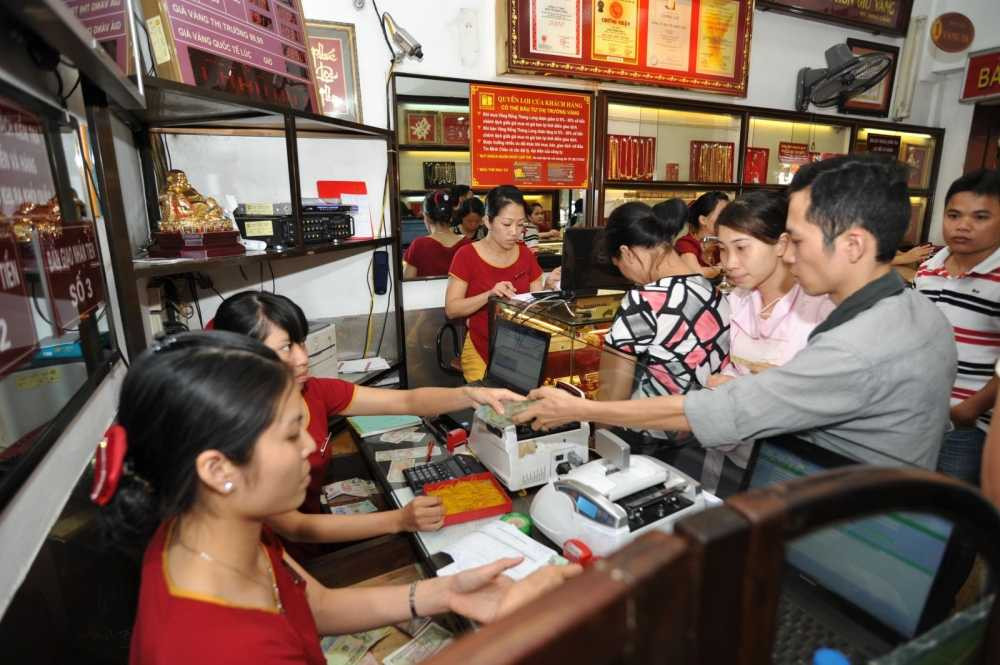 gia-vang-hom-nay-12-8