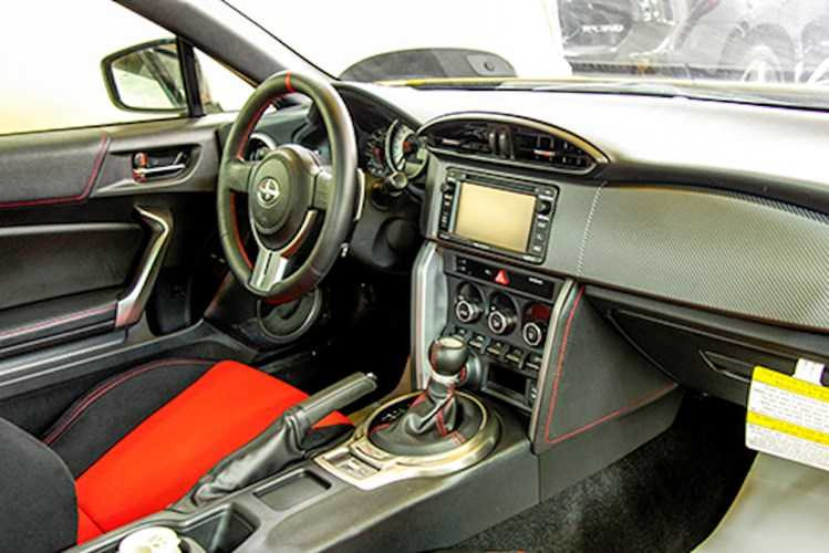 sieu-xe-the-thao-hang-doc-scion-fr-s-series-tai-vn-hinh-5