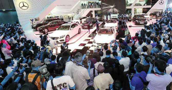 “Cởi trói” nhập ô tô nguyên chiếc, người Việt không cần xếp hàng, mua ô tô đắt đỏ?