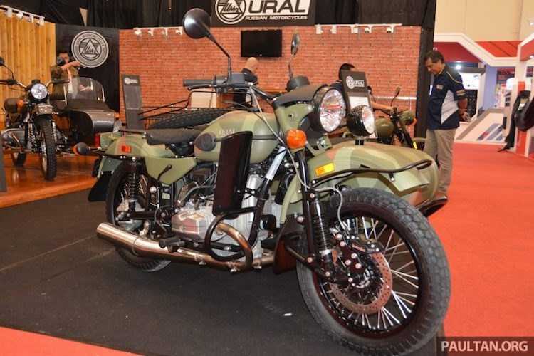 moto-xit-do-ca-3-banh-ural-2016-gia-tu-553-trieu-dong