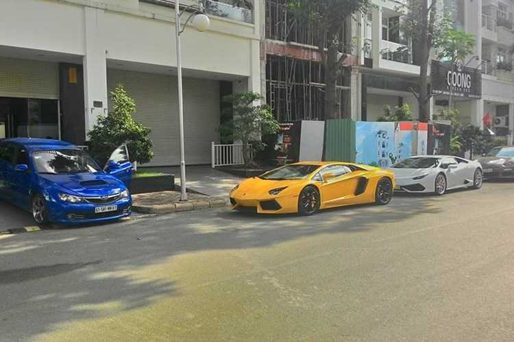 cuong-do-la-cam-lai-bo-doi-sieu-xe-tien-ty-den-happyland