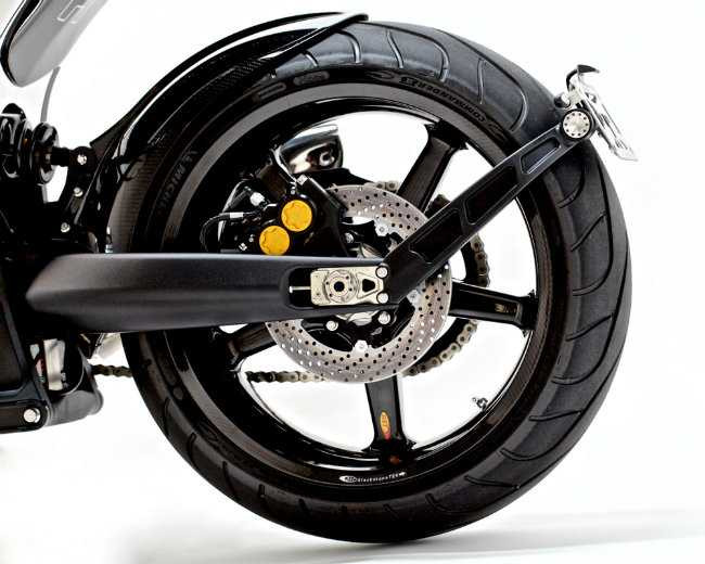 chet me sieu moto gia 2 ty dong cua sao phim ma tran hinh anh 17