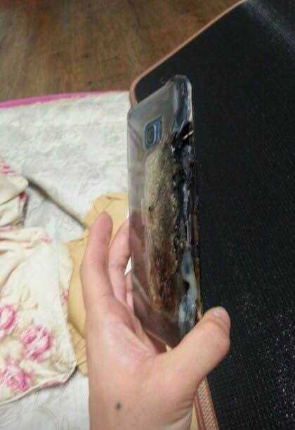 Galaxy Note 7 phat no khi dang sac hinh anh 1
