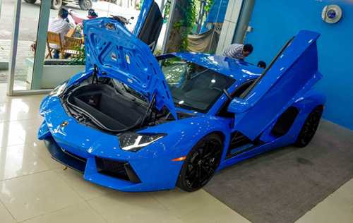 “choang” lamborghini aventador mau xanh cuc doc moi ve viet nam hinh anh 1