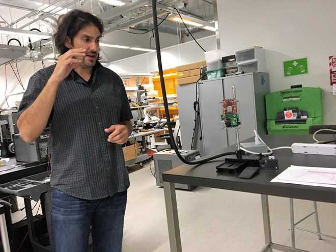 Ben trong phong thi nghiem quai dan cua Microsoft hinh anh 7