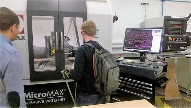 Ben trong phong thi nghiem quai dan cua Microsoft hinh anh 4