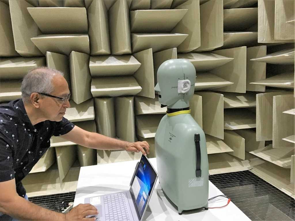 Phòng thí nghiệm yên tĩnh nhất thế giới của Microsoft đã được Tổ chức Kỷ lục Thế giới Guiness chứng nhận.