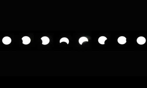 Hiện tượng nhật thực một phần có thể quan sát từ Sandton, Johannesburg, Nam Phi. Ảnh: Rex.