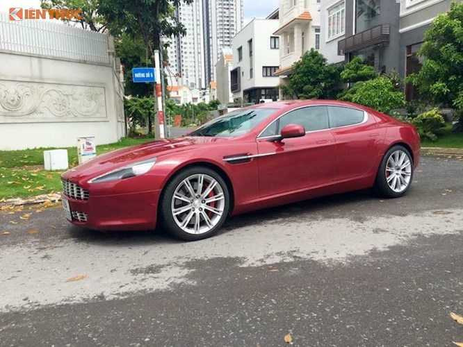 sieu-xe-aston-martin-rapide-mau-doc-gia-5-ty-tai-vn