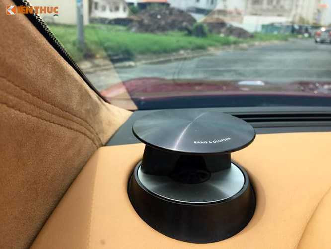 sieu-xe-aston-martin-rapide-mau-doc-gia-5-ty-tai-vn-hinh-8