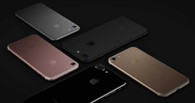 iPhone 7 chong nuoc nhung Apple khong bao hanh may dinh nuoc hinh anh 1