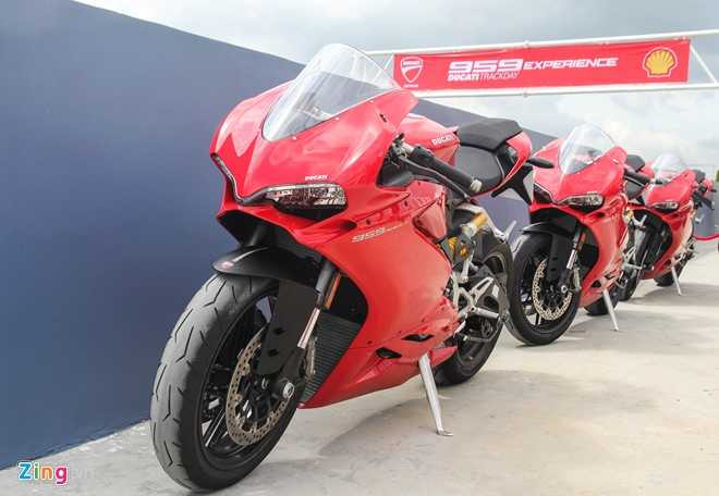 Hang tram biker do ve Long An lai thu Ducati hinh anh 3