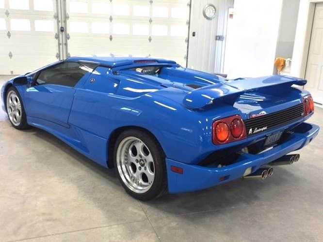 lamborghini-diablo-vt-hang-doc-cua-ty-phu-donald-trump-hinh-3