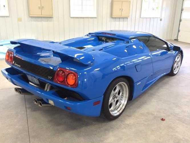 lamborghini-diablo-vt-hang-doc-cua-ty-phu-donald-trump-hinh-8