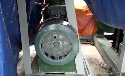 Máy bơm công suất 1.000 m3 tại khu vực thường xảy ra ngập ở Tân Sơn Nhất. Ảnh: A.X