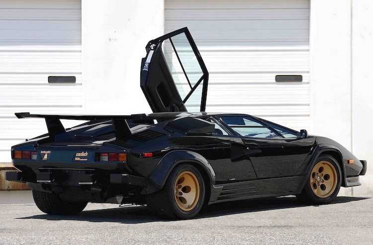 nhin-lai-huyen-thoai-lamborghini-countach-gia-947-ty-hinh-3