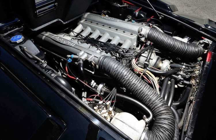 nhin-lai-huyen-thoai-lamborghini-countach-gia-947-ty-hinh-6