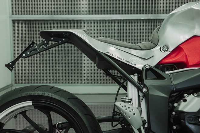 BMW K1200S do kieu robot bien hinh hinh anh 4