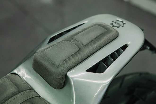 BMW K1200S do kieu robot bien hinh hinh anh 8