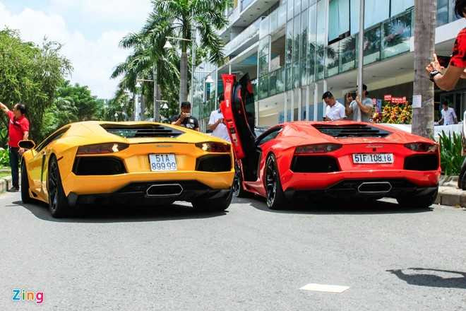 Dan sieu xe sac mau do dang tai Sai Gon hinh anh 7