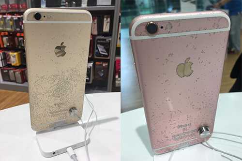 iPhone 6s tróc vỏ trưng bày tại một cửa hàng ở Singapore. Ảnh: Nguyễn Nam.