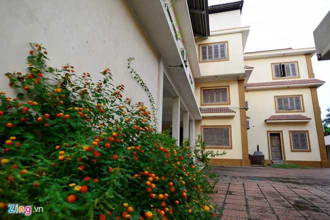 Nha may oto 'made in Viet Nam' o Ha Noi dap chieu hinh anh 18