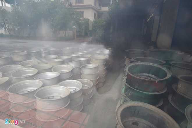 Nha may oto 'made in Viet Nam' o Ha Noi dap chieu hinh anh 5