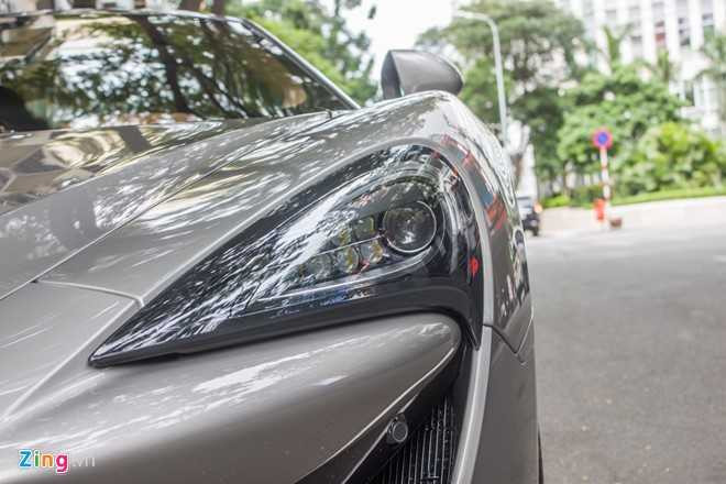 Cap doi sieu xe cua Cuong Do La dao pho Sai Gon hinh anh 9