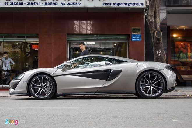 Cap doi sieu xe cua Cuong Do La dao pho Sai Gon hinh anh 8