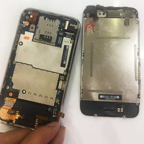 iPhone 3GS chưa bị can thiệp phần cứng.