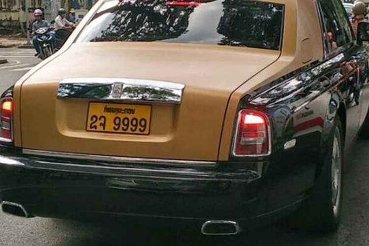 rolls-royce-60-ty-cua-dai-gia-lao-lan-banh-tren-pho-viet-hinh-7