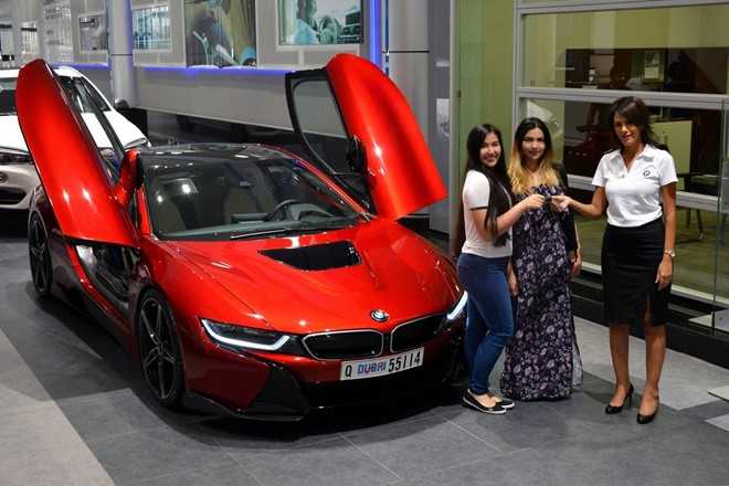 BMW i8 doc nhat vo nhi cua cong chua Abu Dhabi hinh anh 1