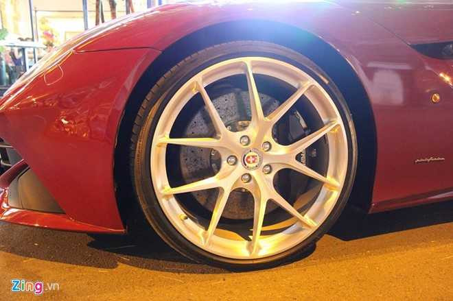 Cuong Do La mua sieu xe Ferrari F12 Berlinetta hinh anh 5