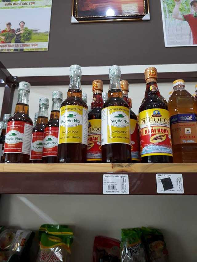 Cửa hàng Bác Tôm chỉ bán nước mắm truyền thống