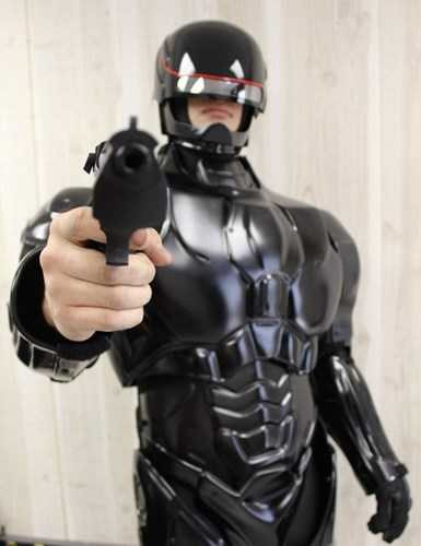 choang-vang-trang-phuc-halloween-dat-nhat-the-gioi-hinh-5