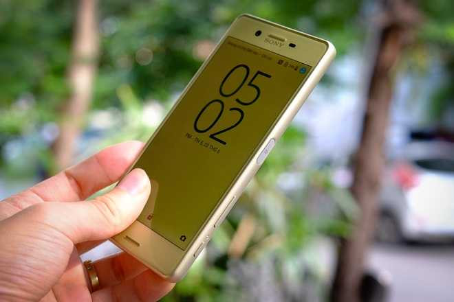 Loạt smartphone vừa giảm giá hàng triệu đồng