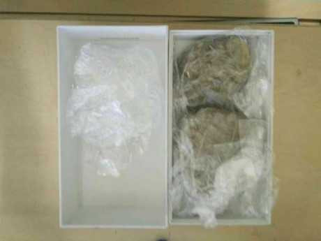 Da tim ra thu pham vu “Mo hop iPhone co da” - Anh 2