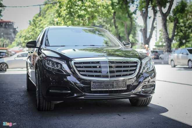 Thanh tra xe sang nup bong qua tang o Ha Noi, TP.HCM hinh anh 1