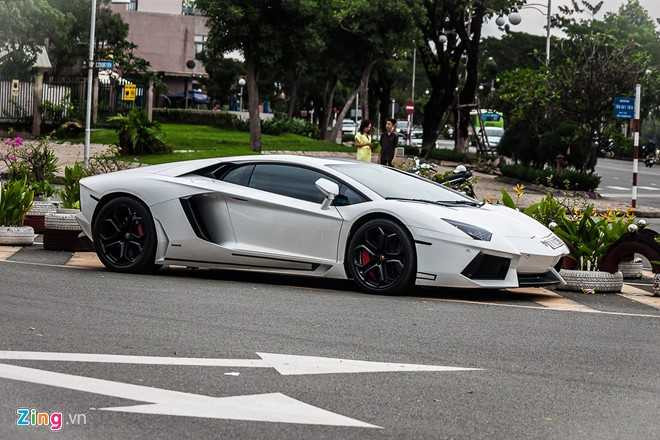 Dan sieu xe cua Cuong Do La thay phien dao pho Sai Gon hinh anh 8
