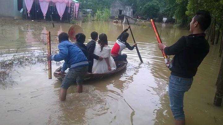 1001 kieu ruoc dau mua lu 