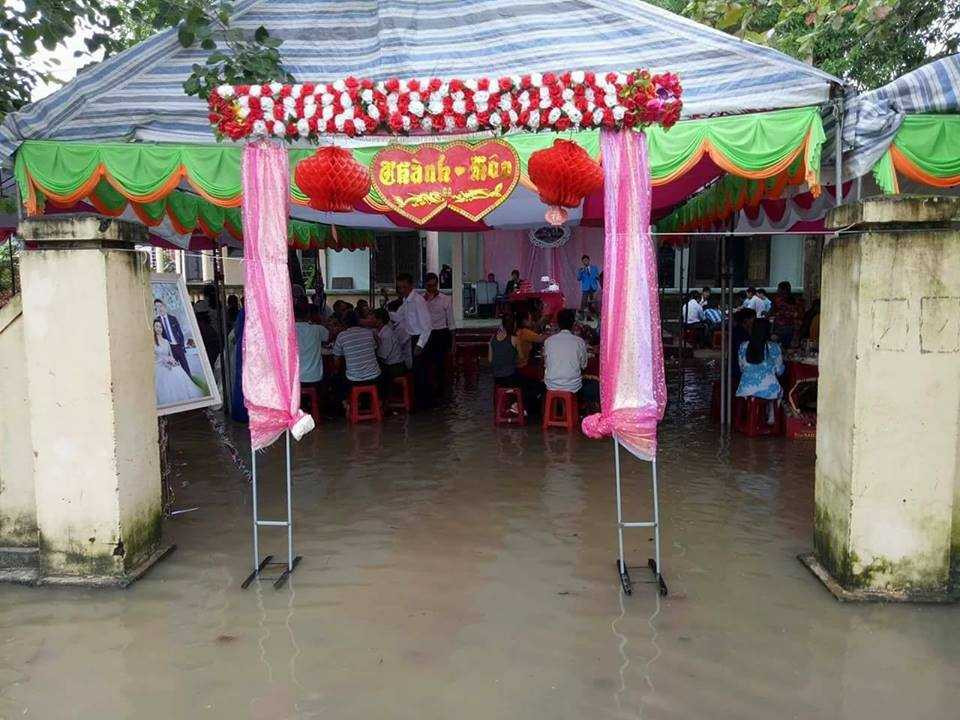 1001 kieu ruoc dau mua lu 