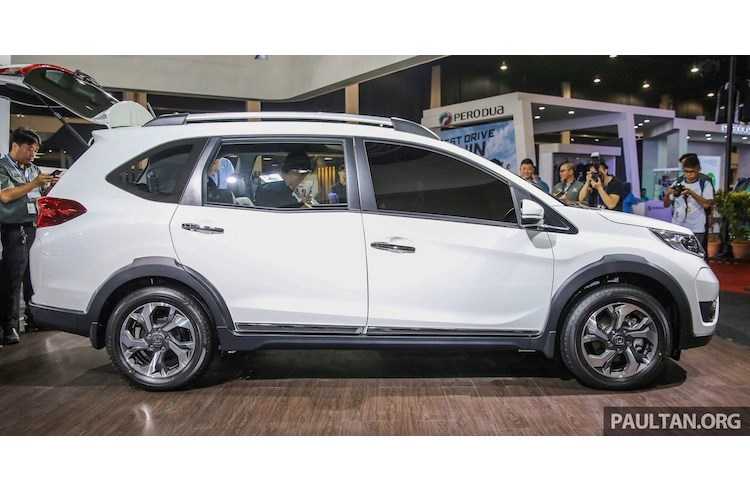 xe-hop-7-cho-honda-br-v-moi-gia-292-trieu-tai-an-do-hinh-4