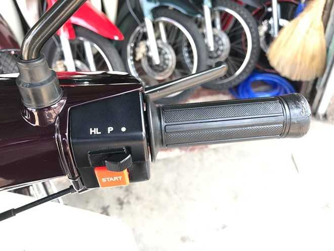 Anh chi tiet Honda Super Dream doi 2000 hang hiem o Sai Gon hinh anh 11