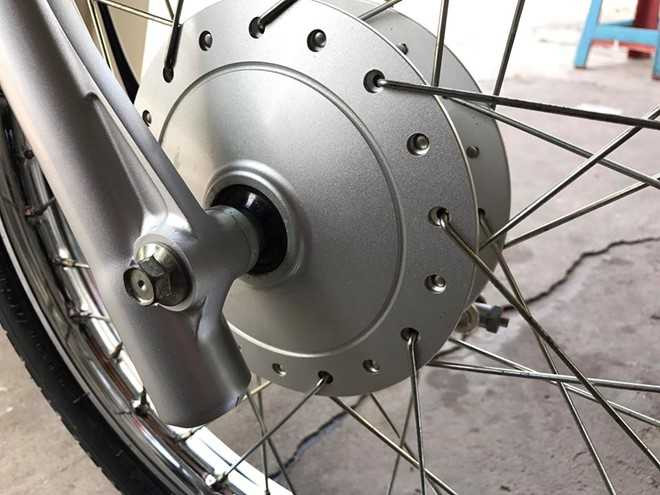 Anh chi tiet Honda Super Dream doi 2000 hang hiem o Sai Gon hinh anh 4